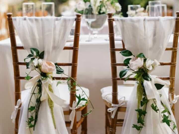 decoracion-de-sillas-para-bodas-consejos-para-instalar-tus-sillas-online