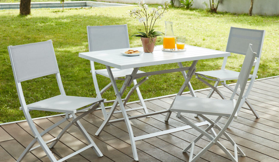 mesas-y-sillas-de-terraza-de-segunda-mano-ideas-para-instalar-las-sillas-online