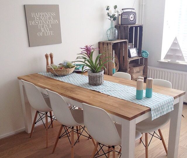 sillas-blancas-comedor-ideas-para-instalar-las-sillas-on-line
