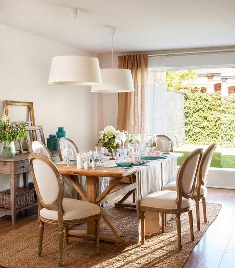 alfombra-mesa-comedor-tips-para-montar-la-mesa-on-line