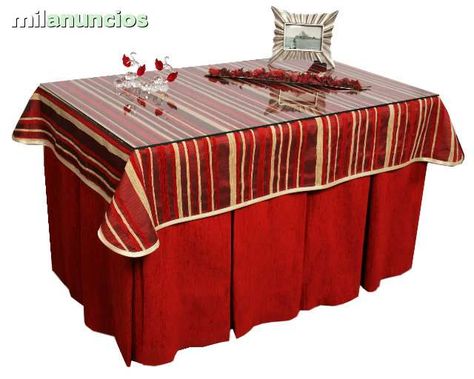 mesas-camillas-redondas-vestidas-tips-para-montar-la-mesa-online