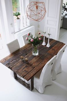 mesas-comedor-rusticas-baratas-trucos-para-montar-la-mesa