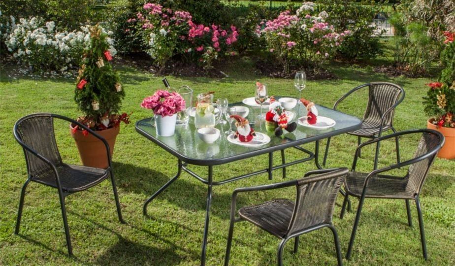 mesas-y-sillas-de-hierro-para-jardin-tips-para-comprar-tu-mesa-online