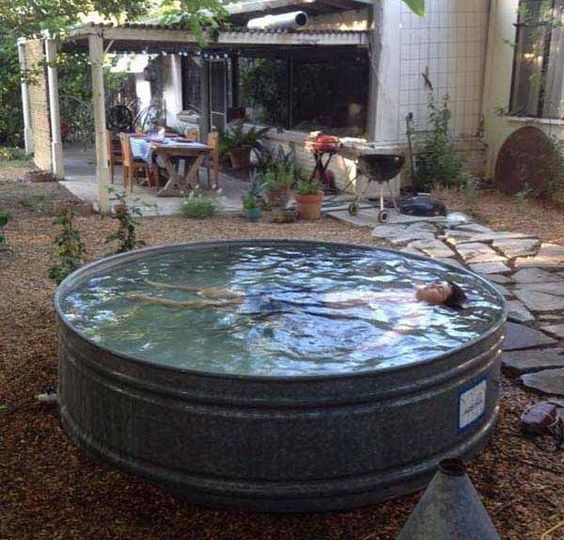 piscinas-jardin-ideas-para-comprar-tu-piscina-on-line