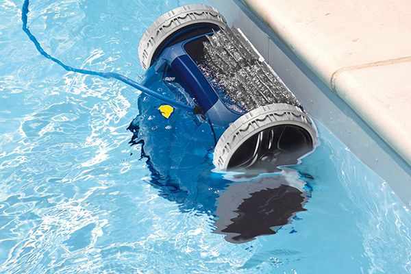 robot-limpia-piscinas-opiniones-para-instalar-tu-piscina-online