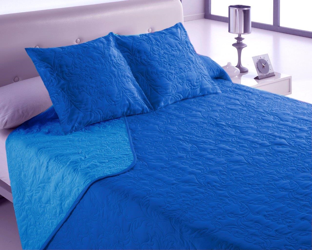 9ce8140c4b4ec358a8b31772033ab3ccd22831f3_371593_S1 Colcha bicolor VEGAS AZUL - Imagen 1