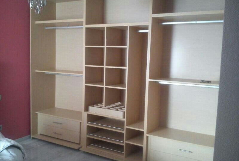 accesorios-para-armarios-y-vestidores-catalogo-para-montar-tu-armario