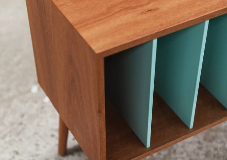 armario-madera-natural-ideas-para-instalar-tu-armario-online